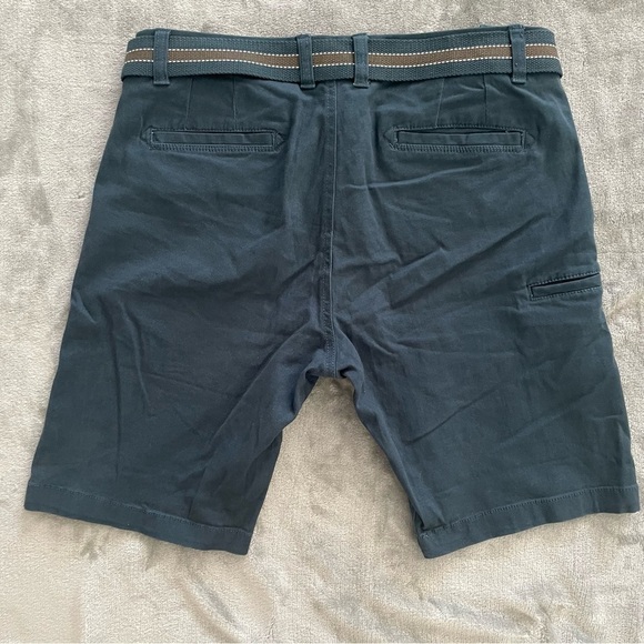 Refinery Republic Belted Chino Shorts Set of 2 Yellow and Navy Both Size 32 - Picture 3 of 10